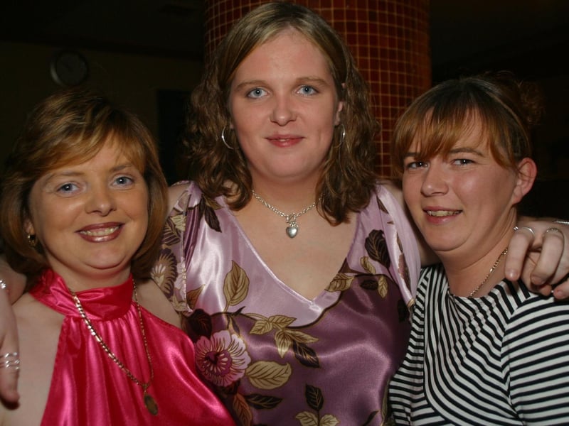 Pictures of Derry parties and celebrations in December 2003