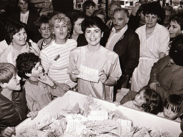 Springtown Shopping Centre Holiday Draw.