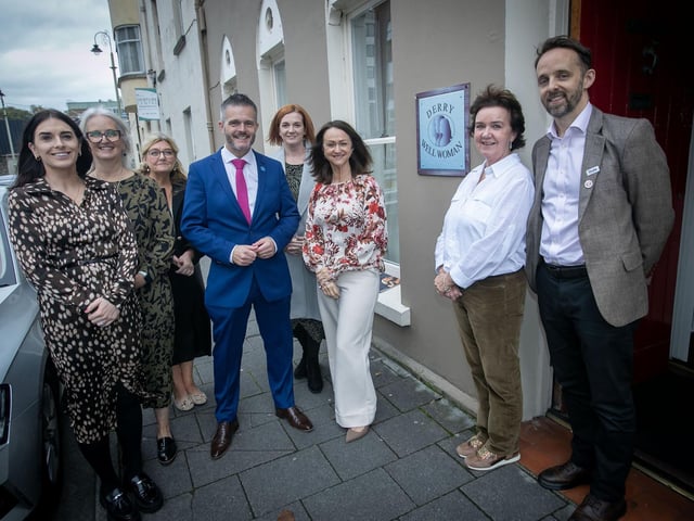 HEALTH MINISTER VISITS DERRY WELL WOMAN. . . . . The Minister for Health Robbie Butler pictured during a courtesy visit to Derry well Woman Centre, Queen Street, Derry on Wednesday afternoon. Included from left are Marie Claire McLaughlin, Chair, DWW,, Sandra McNeill, DWW, Paula Tweedie, Co-Director of Hospital Care, Department for Health, Colr. Janice Montgomery, UPP, Rhonda Murphy, General Manager, DWW,  Karen Meehan, DWW and Ryan Wilson, Director of Secondary Care, Department for Health. (Photos: Jim McCafferty Photography)