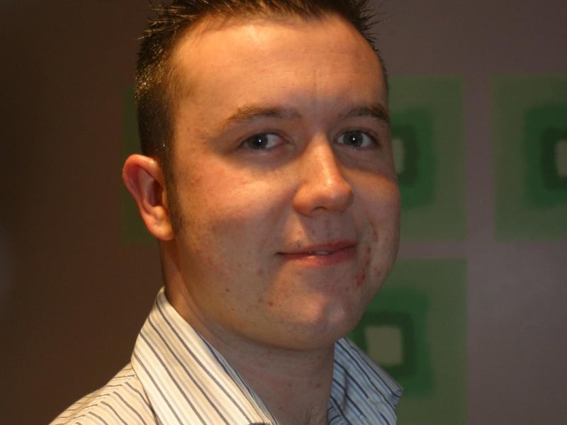 Pictures of Derry parties and celebrations in December 2003