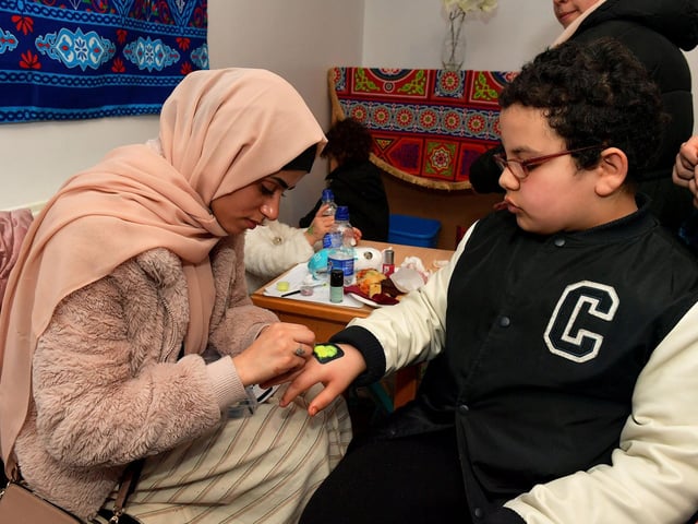 Arts and crafts at the North West Islamic Association’s Tea and Tour day in Pennyburn on Sunday afternoon last. Photo: George Sweeney. DER2311GS – 10