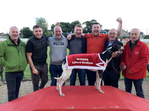 Velvet Jenny who won heat 4 of the first round of the Diana Divall Memorial A3 525 yard’s competition at Lifford on Sunday. Owned by the Rustys Lads Syndicate we have (from left) trainer Michael Corr, then Daniel O’Neill, Tommy Nixon, John Campbell, Fionntan Canavan, John Hamilton & John McGorrey.