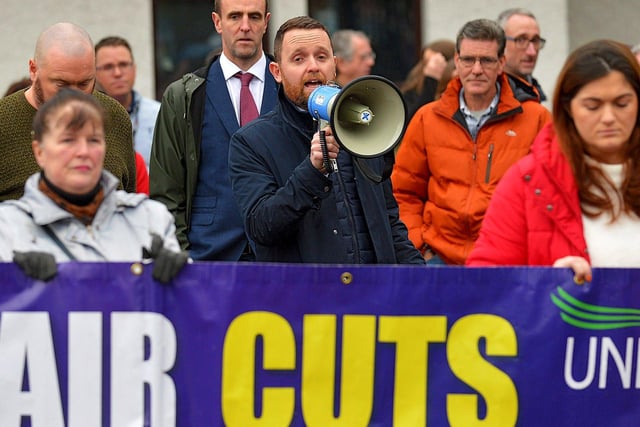 Gary Middleton MLA speaking at a protest outside BBC Radio Foyle, on Northland Avenue, on Wednesday afternoon against proposed cuts to jobs and services by BBC Northern Ireland as part of a cost-cutting and restructuring project. Photo: George Sweeney. DER2248GS – 33