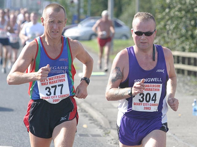 Runners Wesley Gregg (377) and Johnny Goldie (304). (1609T44).:.