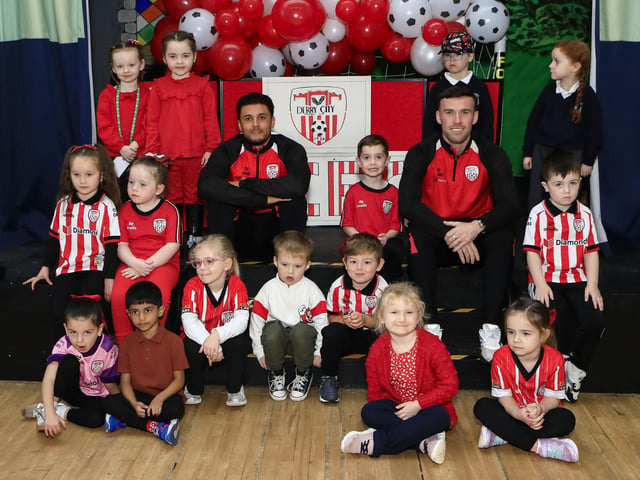 DCFC pre-Cup final visit to Longtower PS Patrick McClean and Tyler Smith.  (Photo - Tom Heaney, nwpresspics)