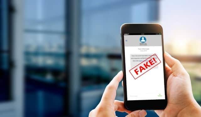 Police urge public to be aware of scam 'traffic fine' texts. Photo: panuwat - stock.adobe.com | panuwat - stock.adobe.com