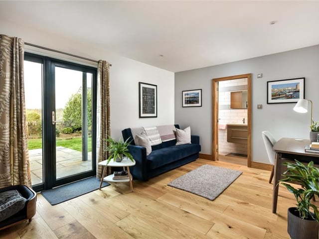 Ground floor bedroom.