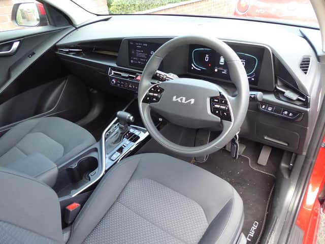 Kia Niro HEV-LHD.
