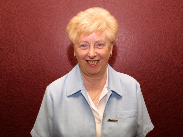 Pat Cassidy celebrating 30 years at Gallagher Travel in Da Vinci's.