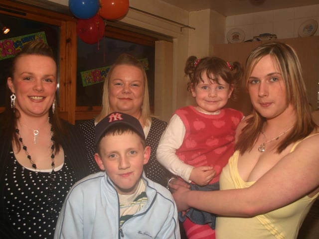 Caroline pictured with brother Liam and sisters Louise, Jacqeuline, Ciaria. 3584/dd : Parties in Derry in Spring 2006.