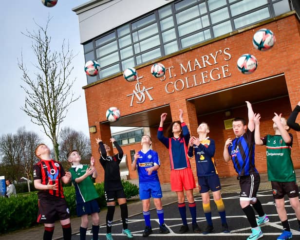 Representatives from all eight local primary schools taking part in the inaugural Aspire Cup. Also included is Oxford Bulls captain, Adam Morrison. Photographs by Kevin Morrison.