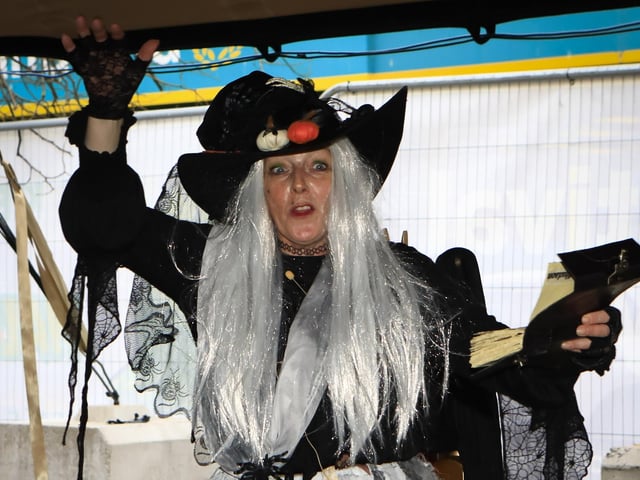 A Witches Tale - storytelling in Waterloo Place on the 40th anniversary of the Halloween celebrations. (Photo - Tom Heaney, nwpresspics)
