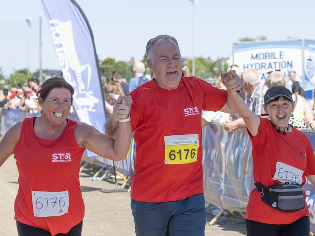 Highway star Mixed relay team finish the race.