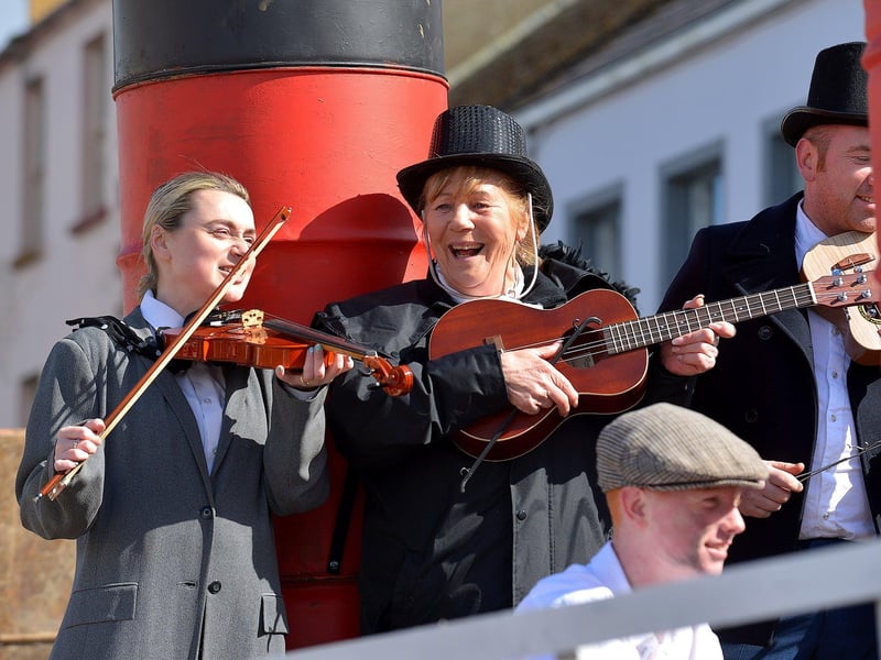 There were many colourful characters and floats in the Easter Monday parade in Carndonagh. Photo: George Sweeney. DER2315GS – 77