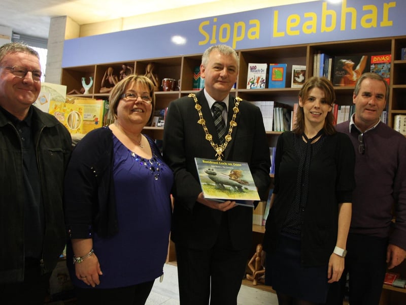 The Mayor of Derry, Councillor Paul Fleming pictured at the official opening of An Cló Ceart in Cultúrlann Uí Chanáin. Also from left are, Councillor Tony Hassan, Bernie Heary, proprietor, An Clo Ceart Bookshop, Ann Marie Gallagher, marketing manager, Cultúrlann Uí Chanáin and Gearoid O'hEára. 3010JM02