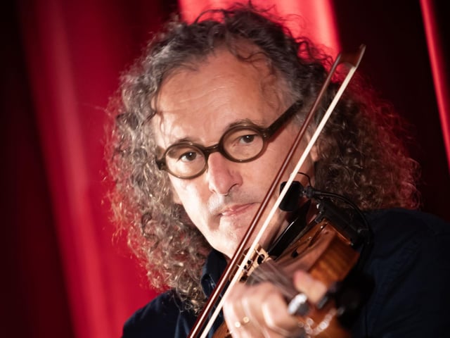 The spectacular Martin Hayes performing on stage during Sunday evening's Feile 25 event at St. Columb's Hall, Derry. (Photos: Jim McCafferty Photography) : .