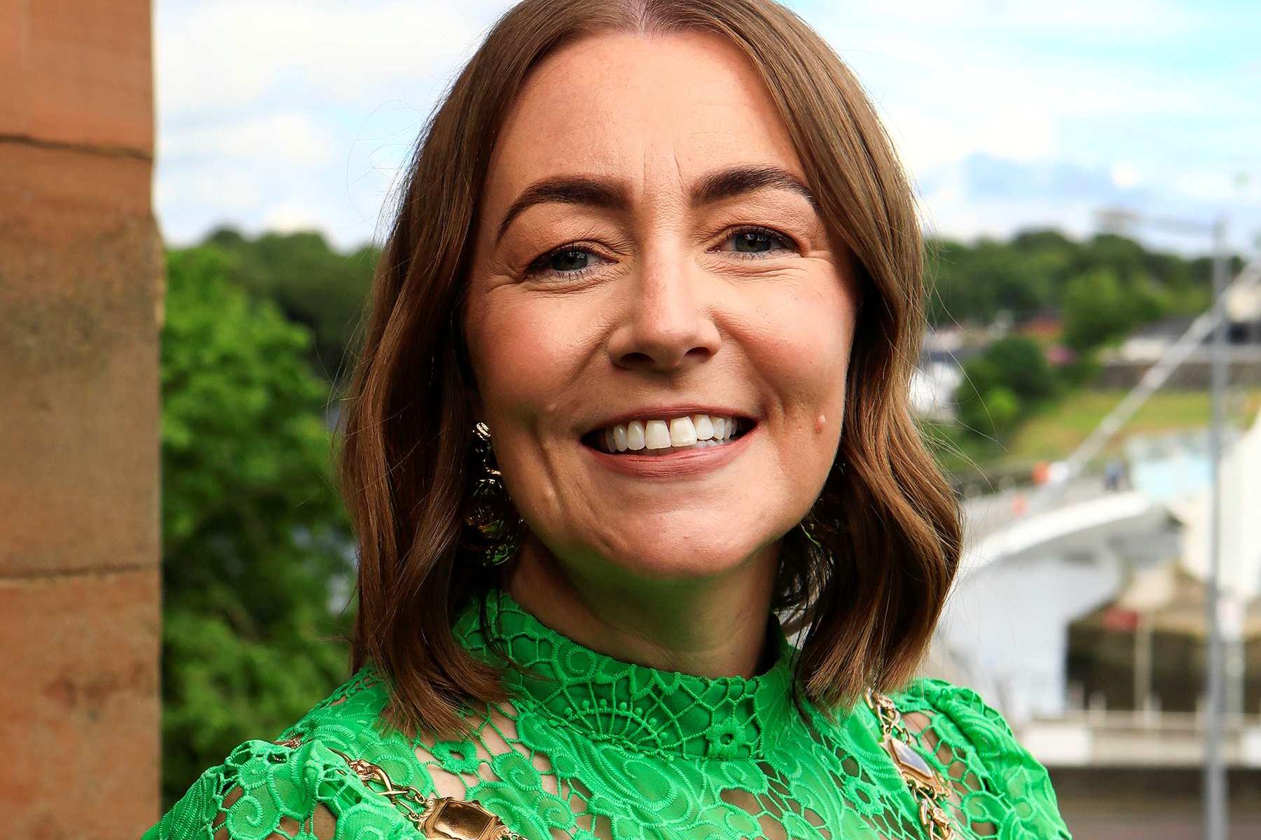 Mayor Uí Niallais expresses solidarity in wake of traumatic Derry bomb alert