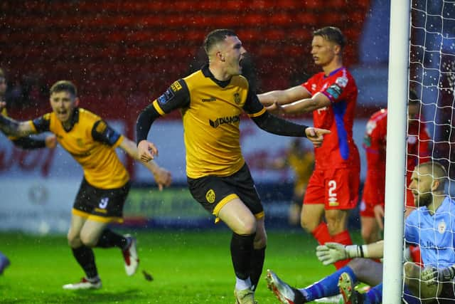 Ryan Graydon celebrates his winning goal against Shelbourne at Tolka Park. Photo by Kevin Moore.