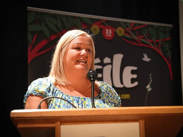 Mary Nic Ailin, chairing Tuesday's Donncha Mac Niallais Lecture at Culturlann Uí Chanáin.