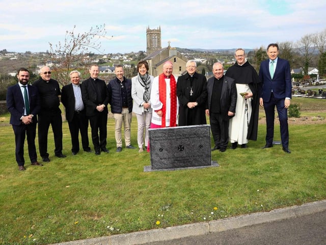 His Excellency Archbishop Luis. Mariano Montemayor, Apostolic Nuncio and Dean of the Diplomatic Corps along with Bishop Donal McKeown and Fr. Francis Bradley, PP, after the blessing of the cornerstone of the new school. Included from right are Charlie McConalogue, TD, Minister of State for Sport and Postal Policy, Fr. Damian Polly, Dominican Friar and Prior of the Black Abbey, Kilkenny , and from left, Colr. Jack Murray, Cathaoirleach, Fr. Paddy Baker, Rev. Craig Wilson, Monsignor Kevin Gillespie, Shay Kinsella, vice-principal, and Sinead McLaughlin, school principal. Photo: Tom Heaney