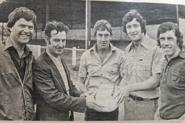 Mr Eamon Doherty of the Bull Park organising committee receiving a football autographed by both sides to be raffled for charity following a testimonial game for Finn Harps player Peter Hutton, played between Harps and an International Select managed by Johnny Giles. Pictured from left, Jon Clifford & Eamon Doherty, Bull Park organising committee, Danny McDaid, Peter Hutton and Johnny Giles.