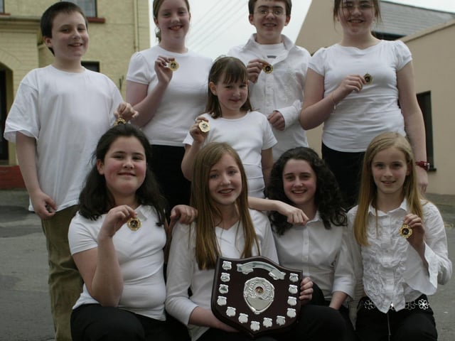 McGinley School of Music, Ensemble who came 1st in Moville Feis and also came 1st at the recent Feis Dhoire Chomcille. (0405JB64):Winners at the Moville Feis in 2004.:Moville Feis 2004