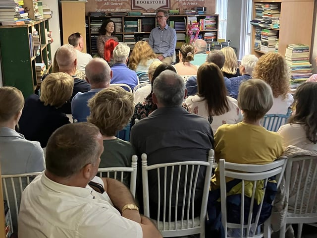 Full house at Little Acorns Bookstore for the Feile 23 'Andrea Carter in Conversation with Neil Hegarty' event.