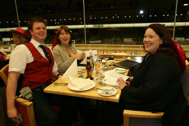 Heading down to the Lifford Races for your Hen Party back in 2005.