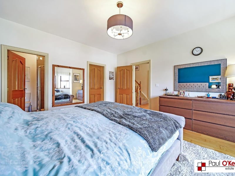 Stunning six bed, five bath property for sale in Victoria Gate