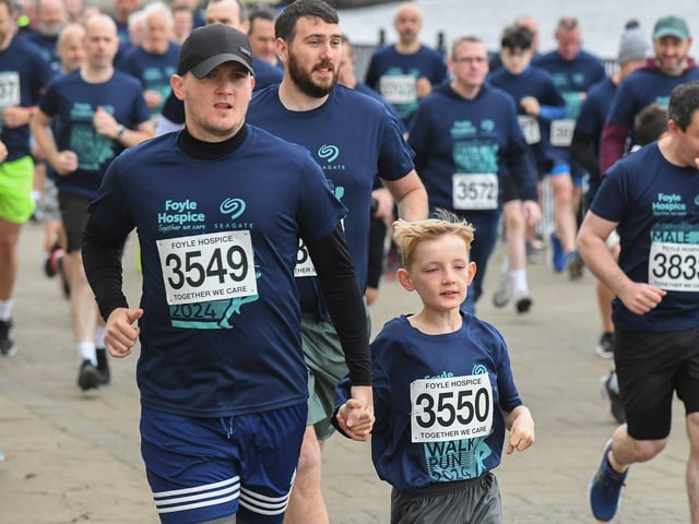 Foyle Hospice Run/Walk participants.  Photo: George Sweeney
