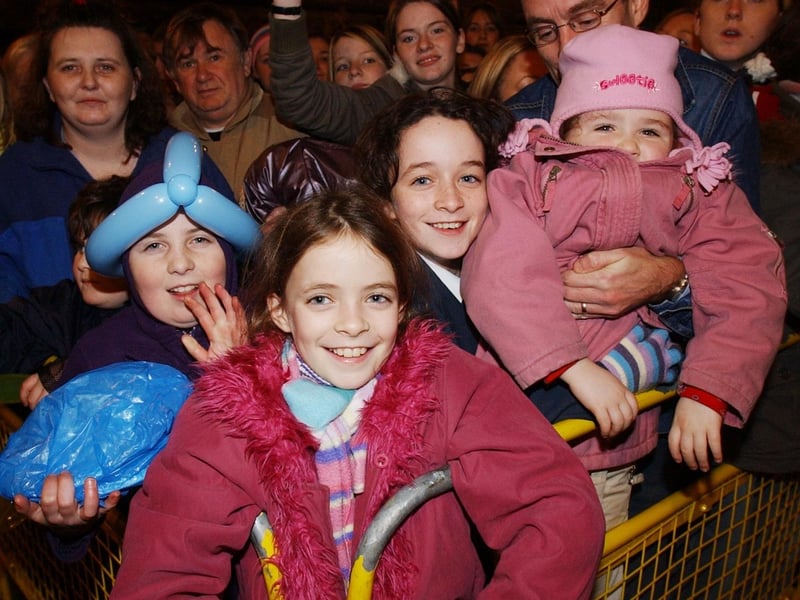 Derry's Christmas light switch-on in November 2003