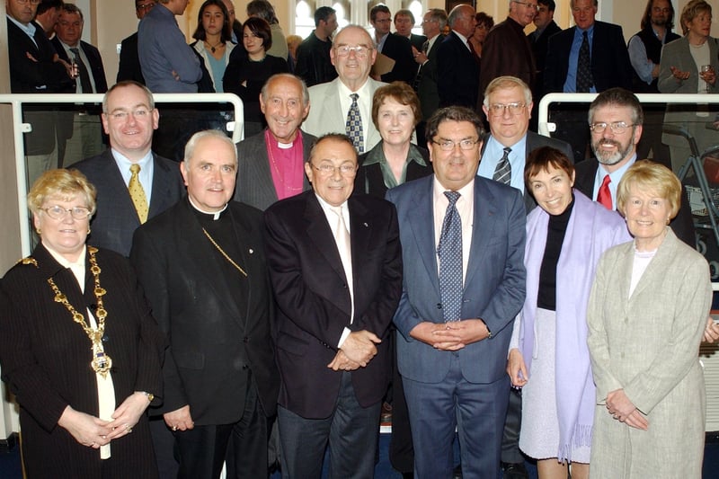 Group pictured at the Tip O'Neill Lecture at the University of UIster, Magee. Front, from left, are the Mayor Councillor Kathleen McCloskey, The Bishop of Derry, Most Rev. Dr. Seamus Hegarty, former French Prime Minister Monsieur Michel Rocard, guest speaker, Mr. John Hume, MP, MEP, Tip O'Neill chair, Madame Svivie Rocard and Pat Hume. 
Back from left are SDLP leader, Mr. Mark Durkan, Right Rev. Dr James Mehaffey, retired Bishop of Derry & Raphoe, Mr. Michael Canavan, founding member of SDLP, Mrs. Grace Frazer,  Mr. Tom Frazer, Magee provost, and Sinn Féin president, Mr. Gerry Adams, MP. (1305C41)