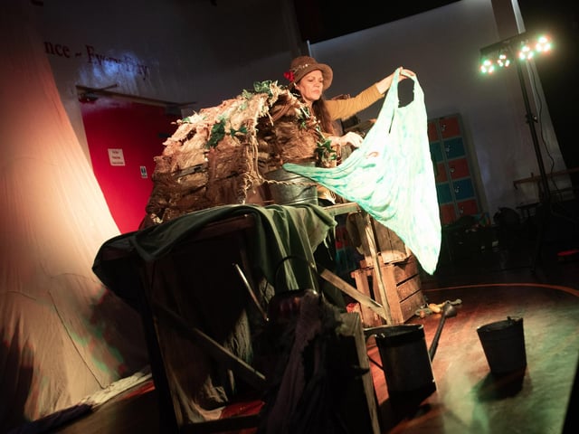 A member of the Banyan Theatre Company entertaining pupils at Holy Child PS on Wednesday last.