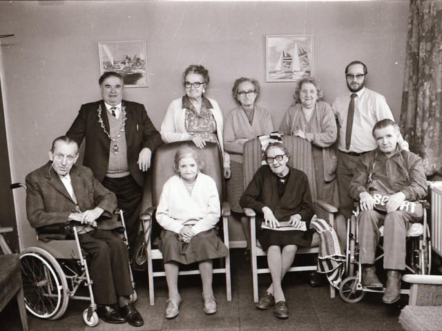 Mayor visits Senior Citizens' Homes at William Street, Foyleville and Shantallow.