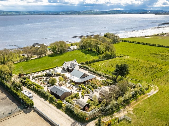Shore House, Ture, Muff
