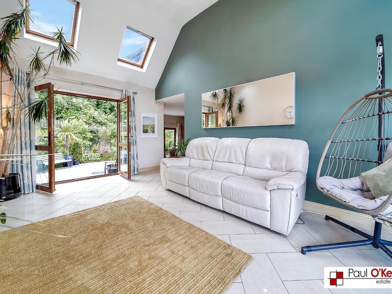 Stunning six bed, five bath property for sale in Victoria Gate