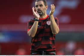 Derry City manager Tiernan Lynch applauds their supporters after Friday's win at Tolka Park. Photo by Thomas Flinkow/Sportsfile