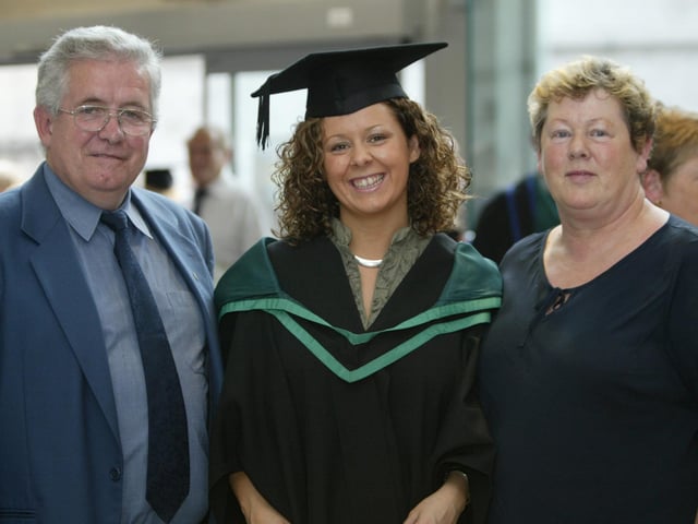 Maria McGeehan who was conferred with a Bsc Hons in Social Work pictued with her proud parents Eamon and Kathleen. (1107JB65)
