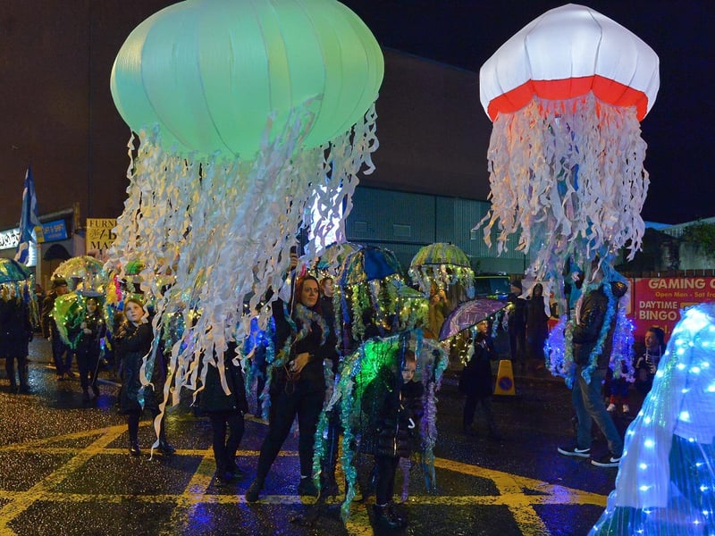 The annual Halloween carnival parade will this year be themed around the Walled City of Bones and takes place in the city centre on Tuesday, October 31 at 7pm.  Organised by the North West Carnival Initiative, the Carnival Parade will bring together hundreds of performers of all ages from right across the city. The parade will once again set off from Queens Quay along Boating Club Lane, Strand Road up to Queens Quay roundabout and along Embankment before turning at the corner of Water Street and returning via Embankment and Queen's Quay. Photo: George Sweeney.  DER2244GS – 081