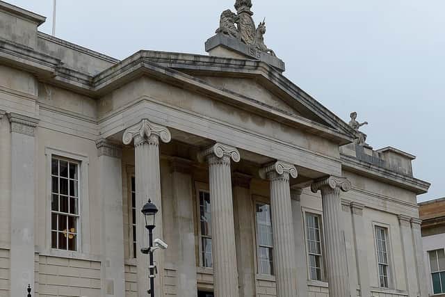 Derry Court House. DER2126GS - 075