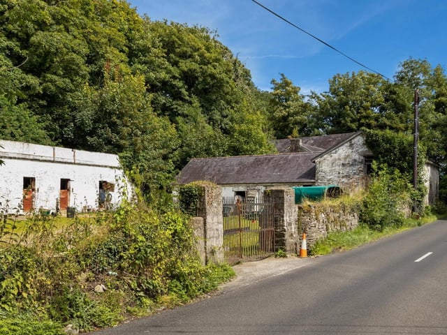 Brookhill House, 33 Ardlough Road is for sale at £650,000. The detached country residence was built around 1795 and comes with 35 acres of land. The house boasts seven bathrooms, three reception rooms and three bathrooms.:Brookhill House on the Ardlough Road.