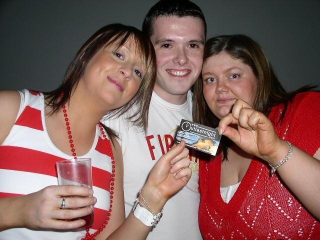 Earth Niteclub in May 2006