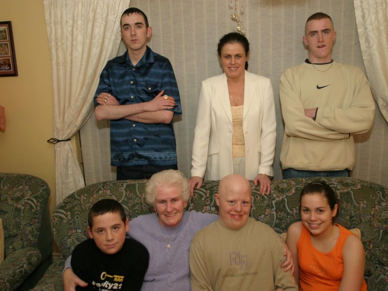 Pictures of Derry parties and celebrations in December 2003