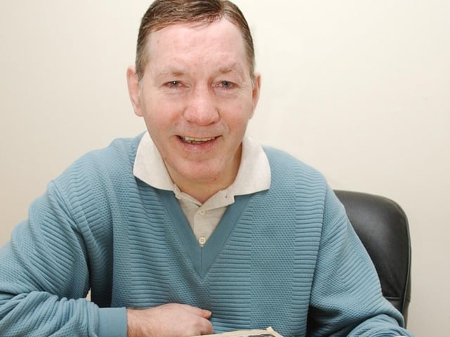 Derry Olympian Charlie Nash in the Journal offices 2003.
