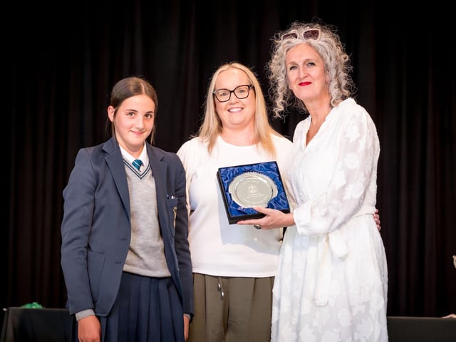 Heidi Gjorgjievski and Ms Tracey Gjorgjievski receive the Friends and Family of Thornhill College Award from Ms S. Mallett (Principal) on behalf of Mrs Donna Elliott for her contribution to our Shoe Box Appeal.