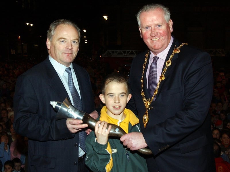 Derry's Christmas light switch-on in November 2003