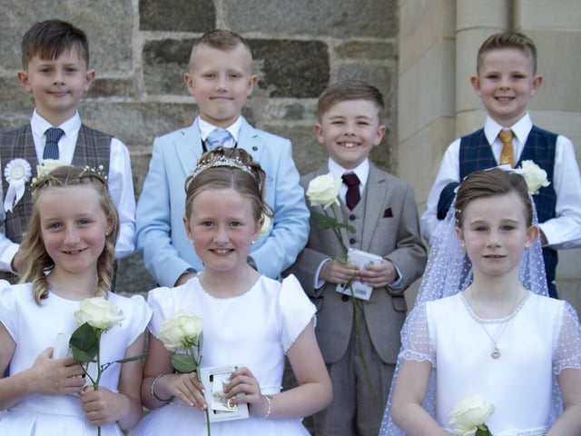 Pupils from Ballougry Primary School who received the Sacrament of First Holy Communion from Fr. Gerard Mongan at St. Columba's Church, Long Tower on Friday last. (Photo: Gerry Temple)