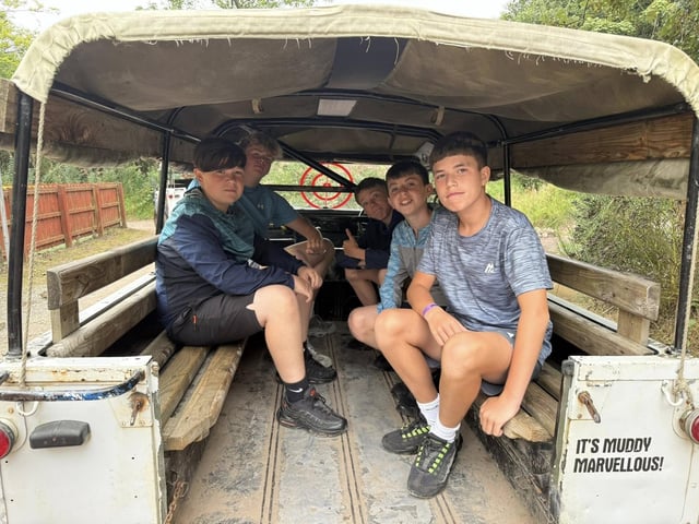 Young people from Lincoln Court enjoyed an action-packed summer thanks to the local community association’s annual summer scheme.