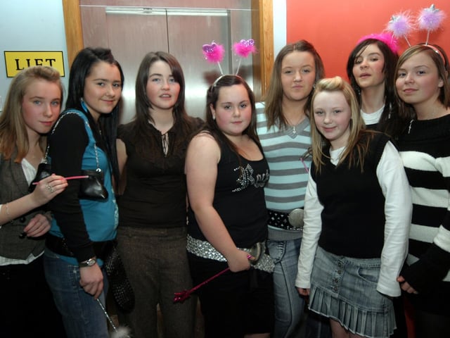 All girls together as Laura celebrates her 14th birthday at The Gasyard 0052/JML : Parties and celebrations January 2006: Laura Kennedy.