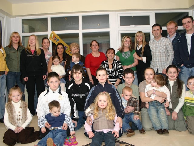 Party time is here as Oscar and friends gather for the big Birthday Party. 2278/dd : Parties and celebrations January 2006: Oscar Friel.